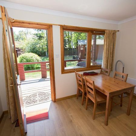 Invercauld Lodges บัลลาเทอร์ ภายนอก รูปภาพ