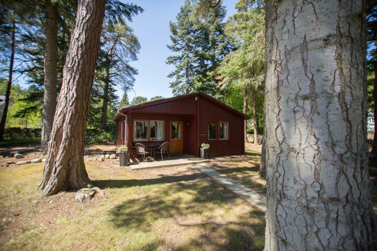 Invercauld Lodges บัลลาเทอร์ ภายนอก รูปภาพ