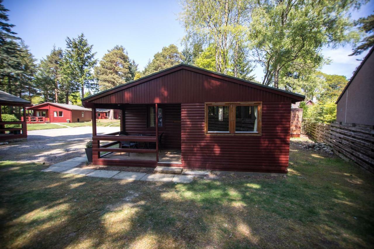 Invercauld Lodges บัลลาเทอร์ ภายนอก รูปภาพ