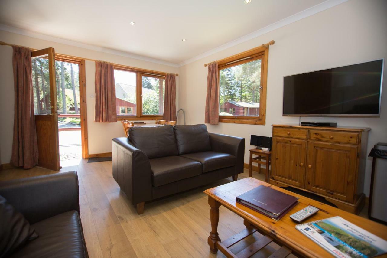Invercauld Lodges บัลลาเทอร์ ภายนอก รูปภาพ