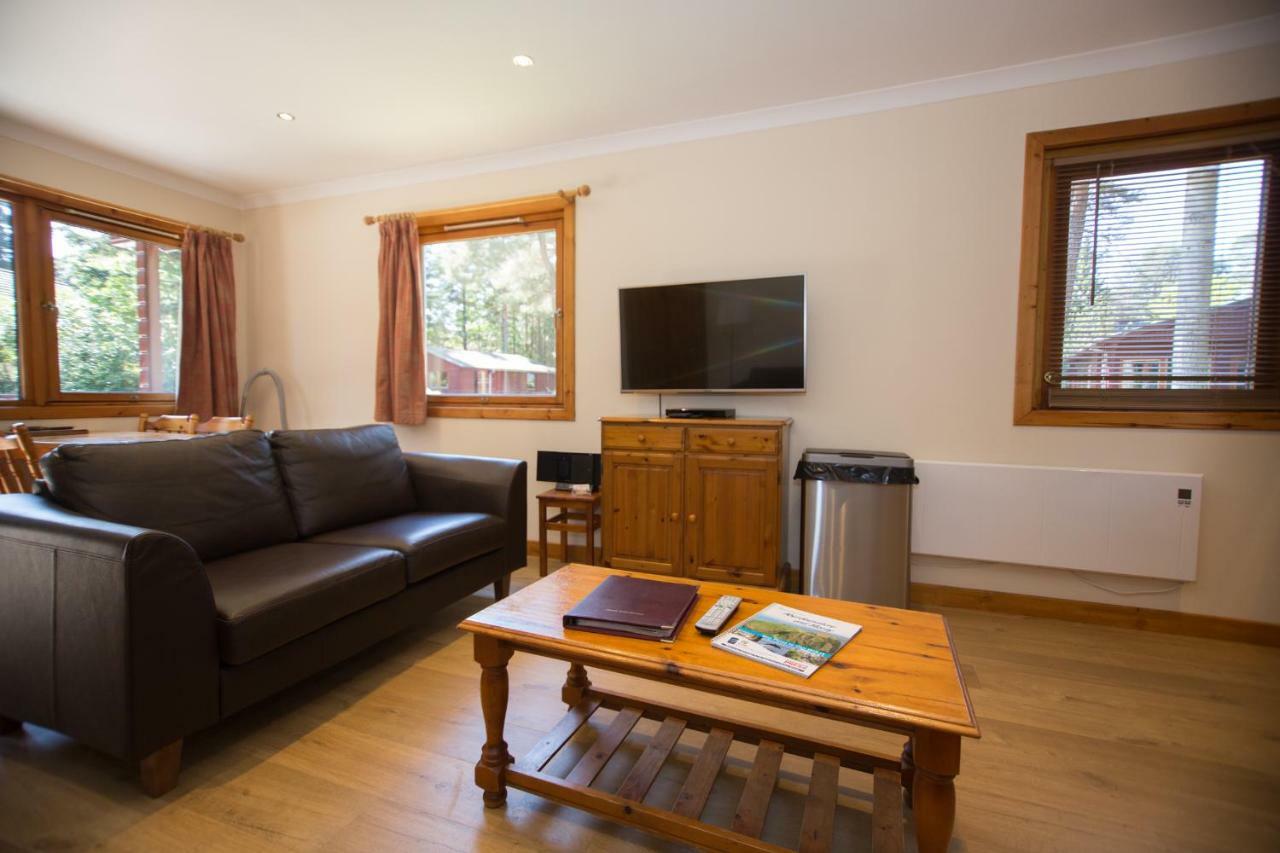 Invercauld Lodges บัลลาเทอร์ ภายนอก รูปภาพ