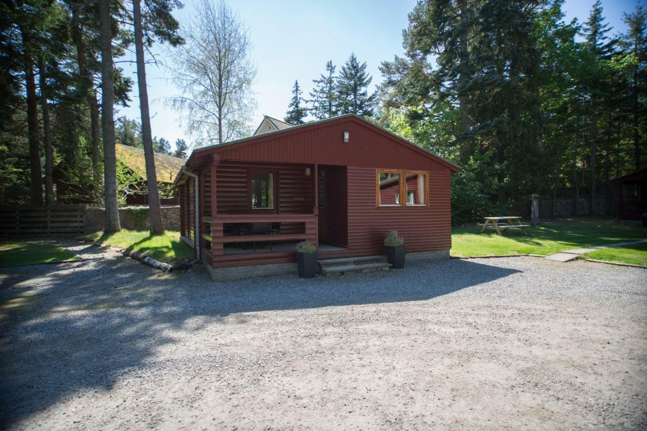 Invercauld Lodges บัลลาเทอร์ ภายนอก รูปภาพ