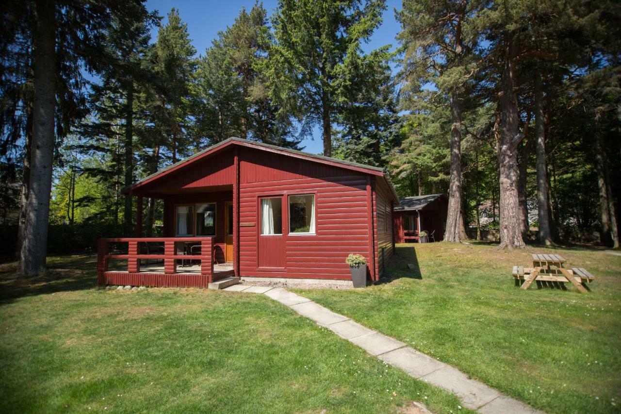 Invercauld Lodges บัลลาเทอร์ ภายนอก รูปภาพ